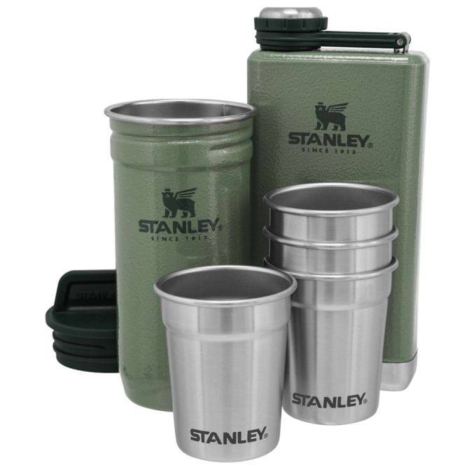 Набор: стопки STANLEY ADVENTURE 0,59L + фляга STANLEY ADVENTURE 0,23L зеленый 10-01883-034 Набор: стопки STANLEY ADVENTURE 0,59L + фляга STANLEY ADVENTURE 0,23L зеленый 10-01883-034