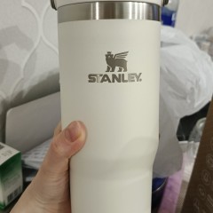 Термокружка STANLEY ICEFLOW 0,89L 10-09993-390 кремовая